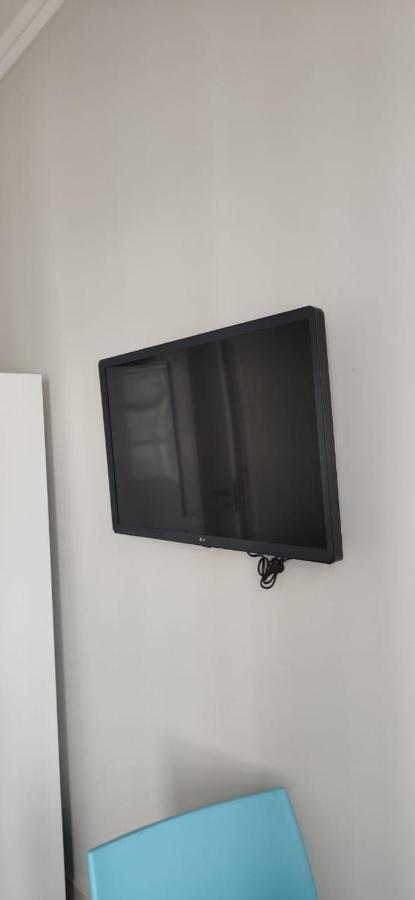 Pitangueiras Kitnetes Apartment Guaruja Exterior photo